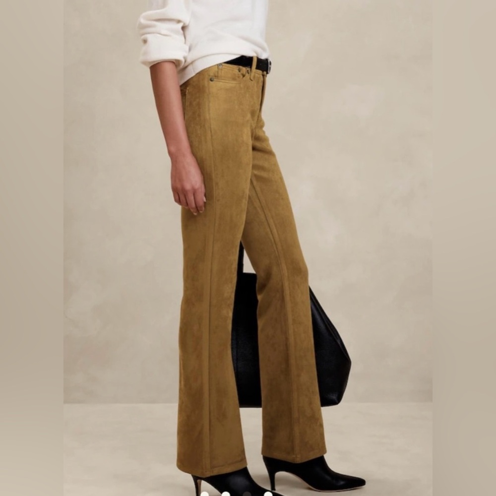 Banana Republic VEGAN SUEDE low rise bootcut jeans Fall 2023 New‎ with tag 25/0 - Picture 2 of 13